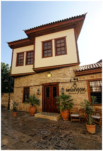 Minyon Hotel Transfer