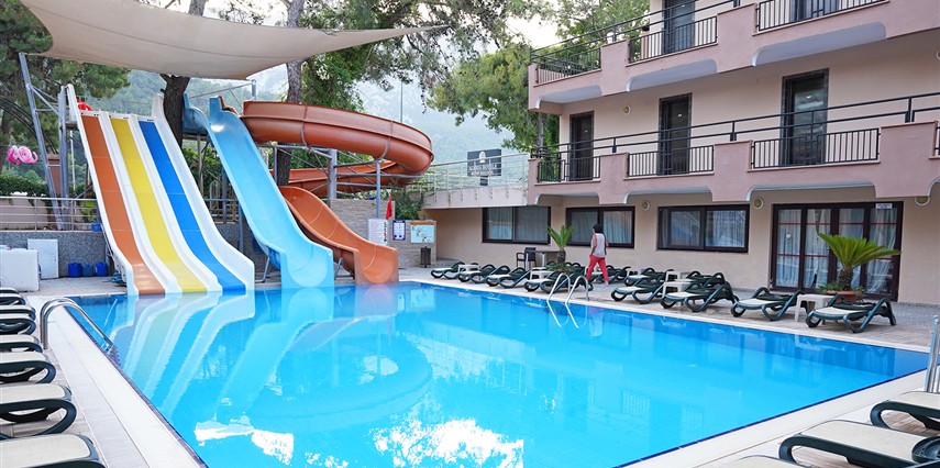 Aleria Belport Beach Hotel Transfer