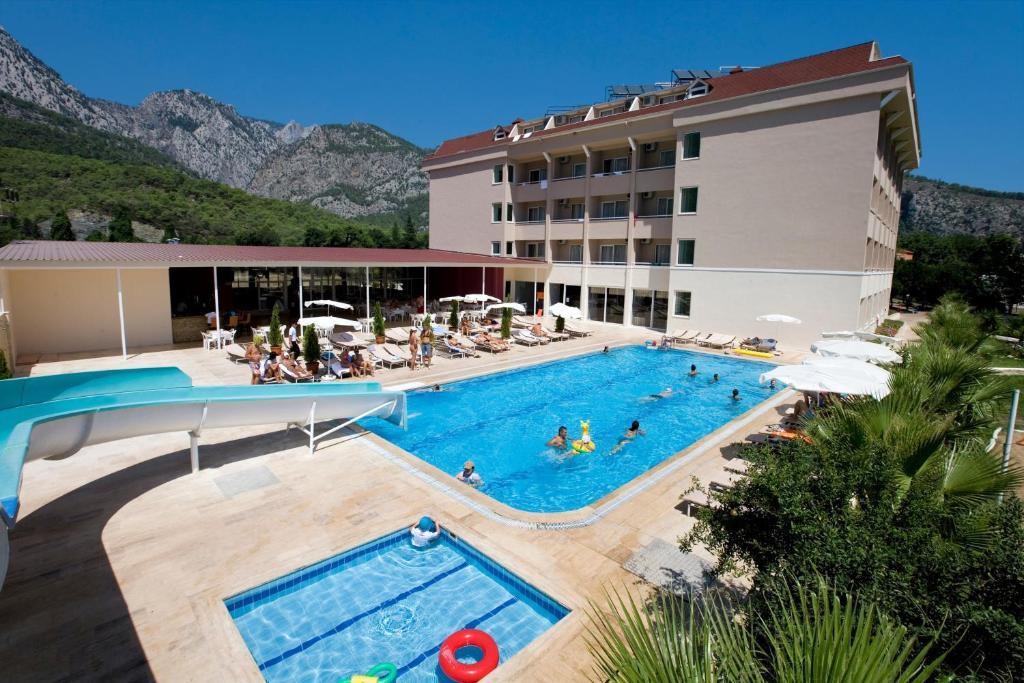 Larissa Park Otel Transfer