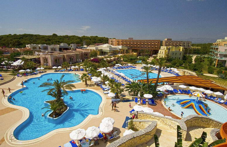 Blue Waters Club Transfer