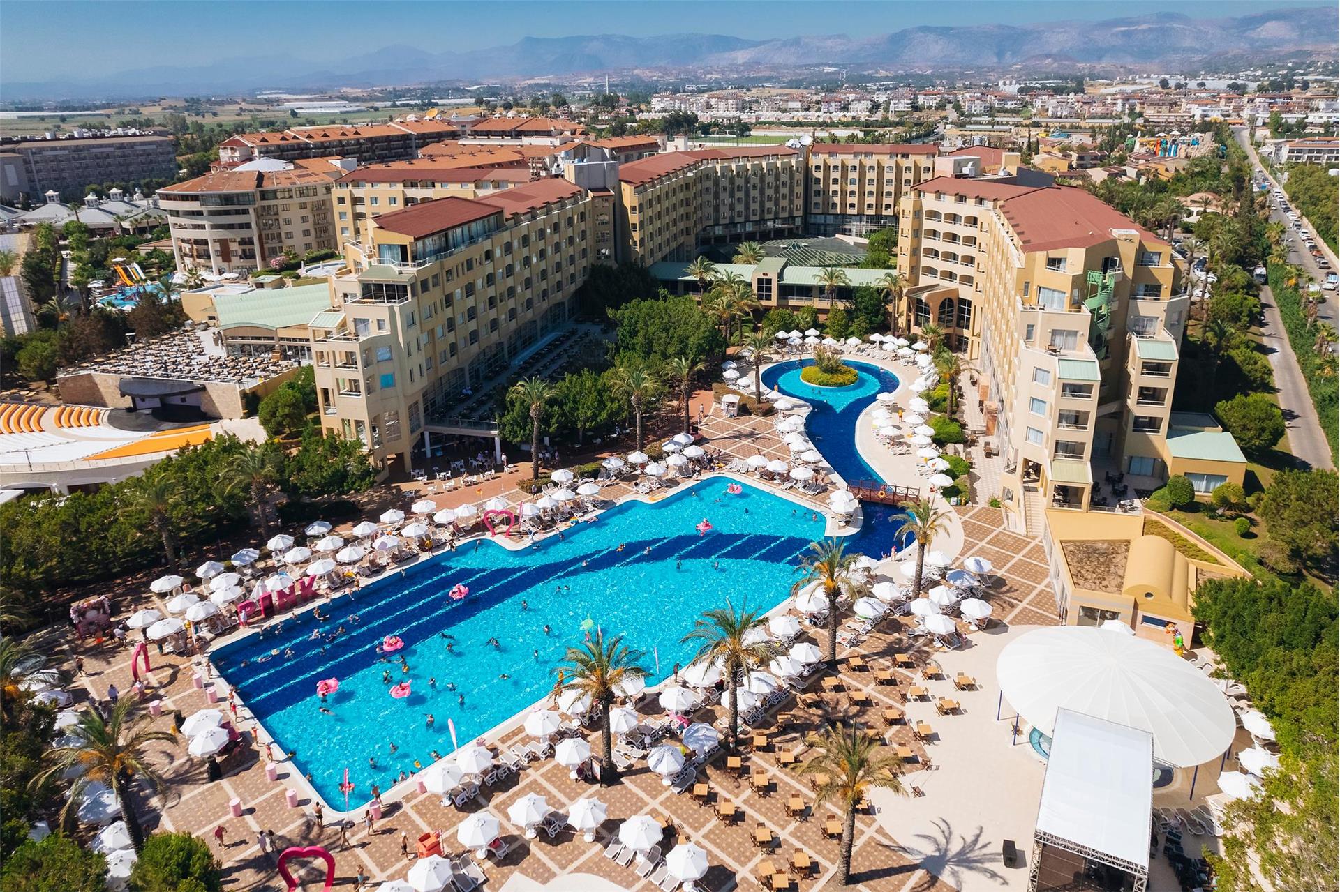 Selectum Family Resort Side Transfer